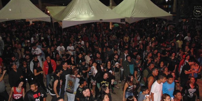 2ª dia do Moto Rock reúne centenas de pessoas no bairro Balneário – VEJA FOTOS 2ª dia do Moto Rock reúne centenas de pessoas no bairro Balneário – VEJA FOTOS